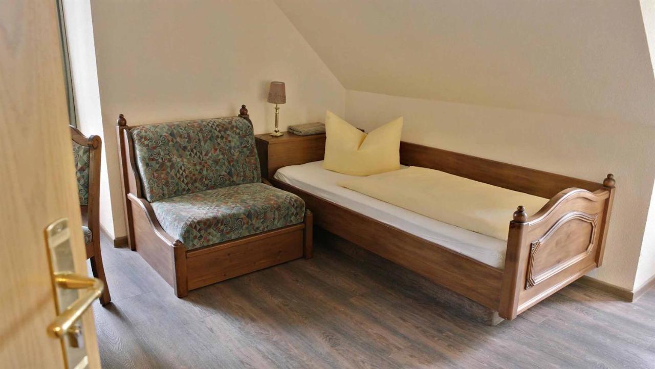 Hotel Und Restaurant Rittergut Kreipitzsch Naumburg  Eksteriør billede