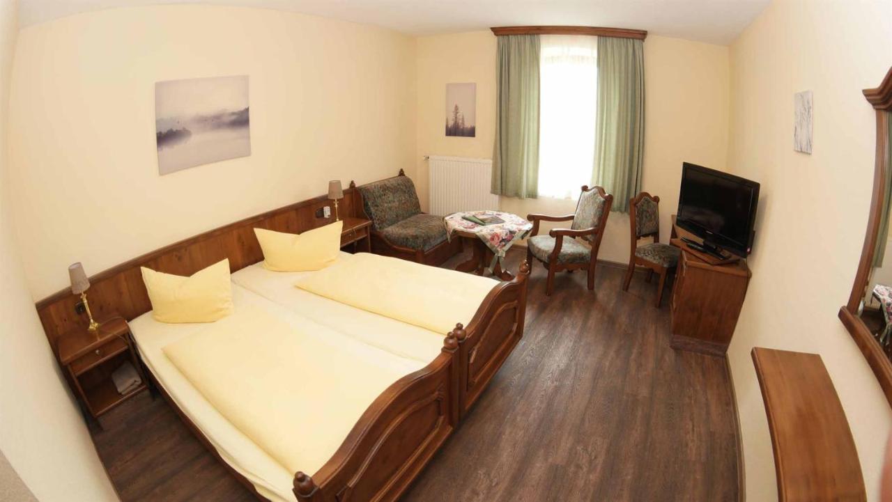 Hotel Und Restaurant Rittergut Kreipitzsch Naumburg  Eksteriør billede